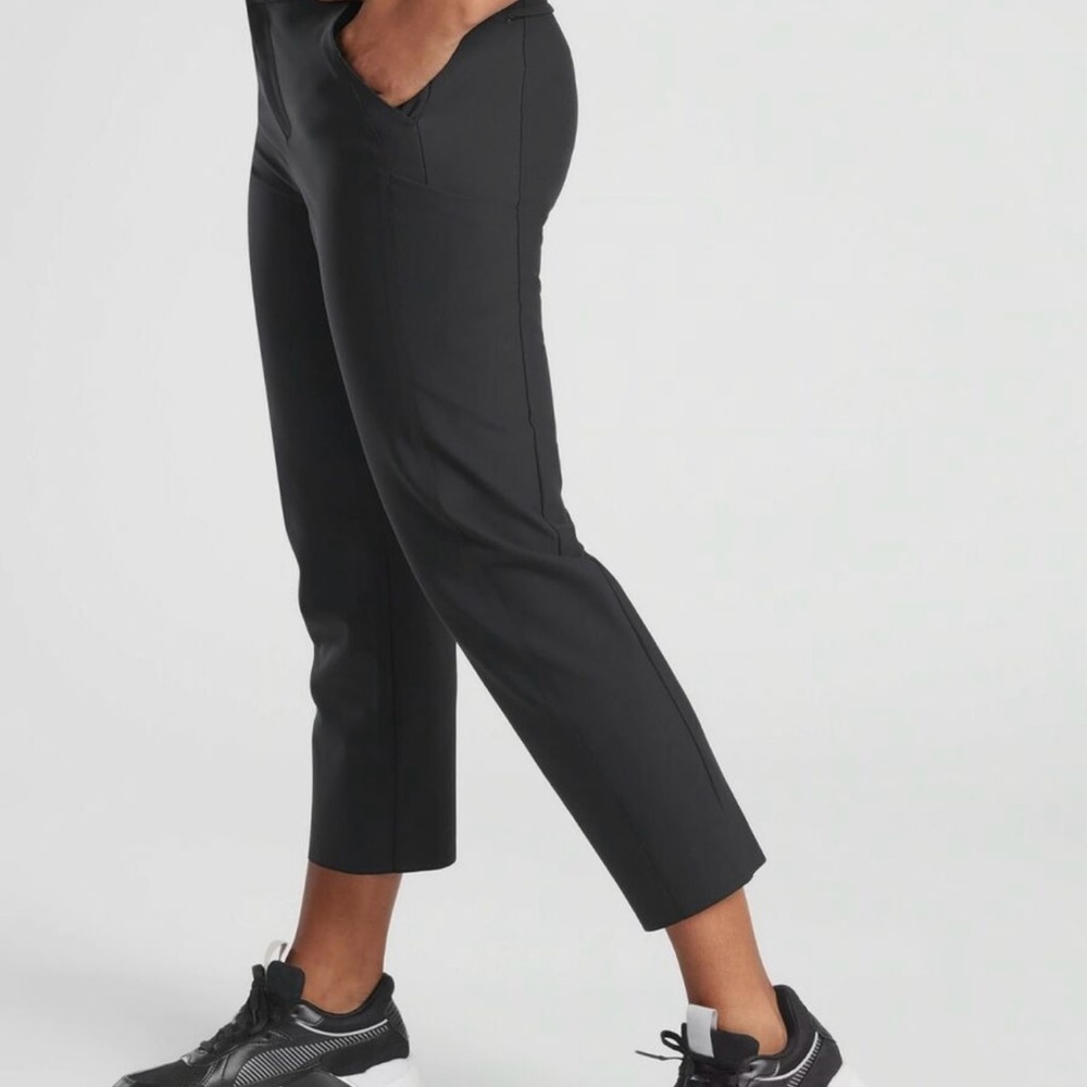 NWT Athleta Stellar Straight Black Crop Pant